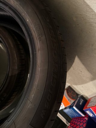 2 Ruedas Pirelli 245/50R19 105W