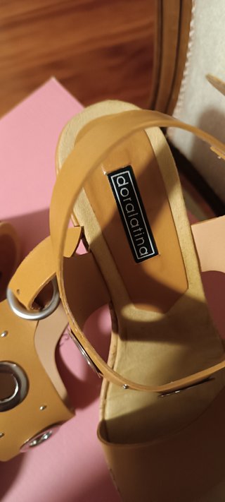 Sandalias Doralatino Beige/Marrón Talla 37