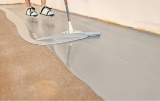 PINTAMOS SUELO CON RESINA EPOXI.
