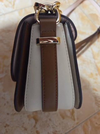 Bolso bandolera Tous camel y beige