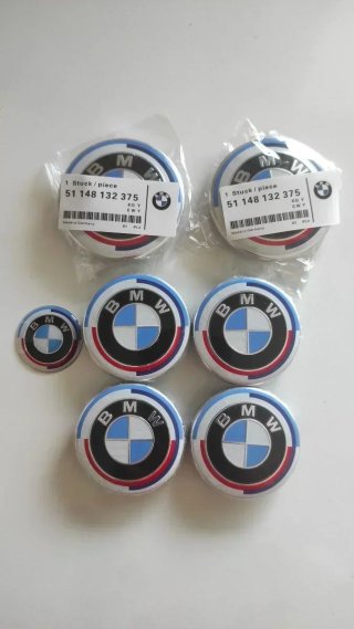 8 Insignias BMW 50 ANIVERSARIO