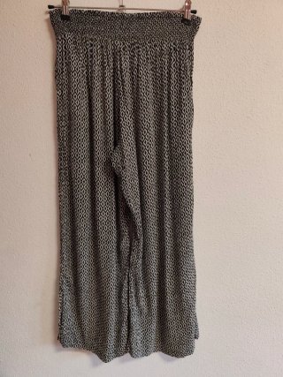 Pantalón culotte estampado Green Coast Talla M.