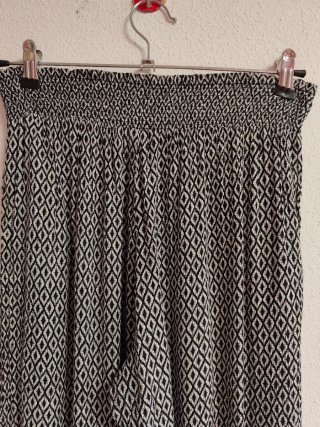 Pantalón culotte estampado Green Coast Talla M.