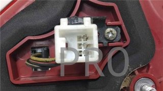 Piloto Trasero Derecho Kia Stonic (YBCUV)(2017->)