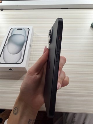 iPhone 15 Negro 128GB