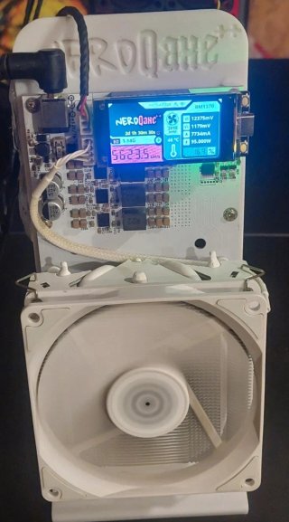NerdAxe++ Miner Bitcoin 4x BM1370