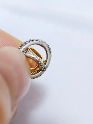 Charm Colgante Estrella Cruzada Brillante  Pandora