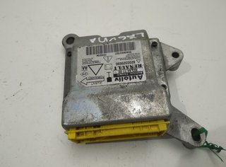 Centralita 8200325696 renault laguna (bg0) 2868538