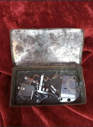 Caja Accesorios Máquina Coser Wartheim
