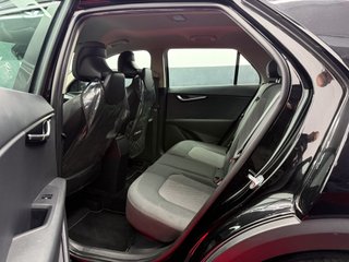Kia Niro 1.6 GDi HEV 104kW (141CV) Drive