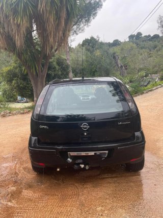 Opel Corsa 1.4 90cv gasolina 2006