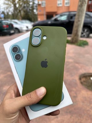 iPhone 16 128Gb IMPOLUTO