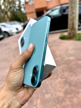 iPhone 16 128Gb IMPOLUTO