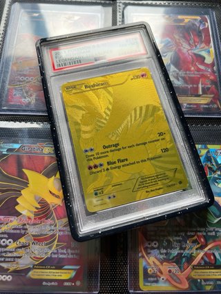 Reshiram 114 PSA 8 Tesoros Legendarios