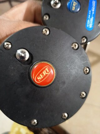 Carrete de pesca KET 700