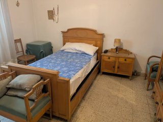 Cama de madera maciza