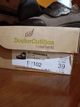 Zapatos Doctor Cutillas Marrón y Dorado