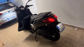 Yamaha Xmax 250 Negra/Gris