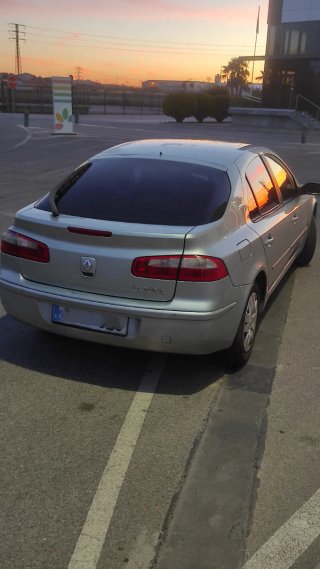 Renault Laguna único propietario.