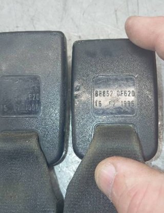 Enganche cinturón nissan 88852 0f620 terrano 43655