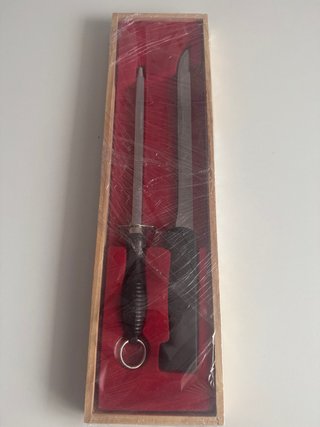 Cuchillo jamonero sin usar con afilador