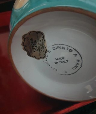 Caraffa in ceramica decorata