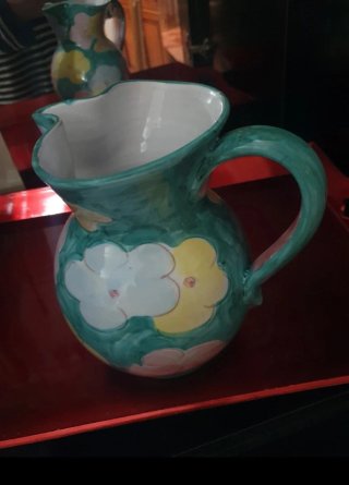 Caraffa in ceramica decorata