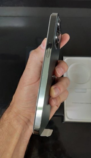 iPhone 13 Pro Max + MUCHOS EXTRAS