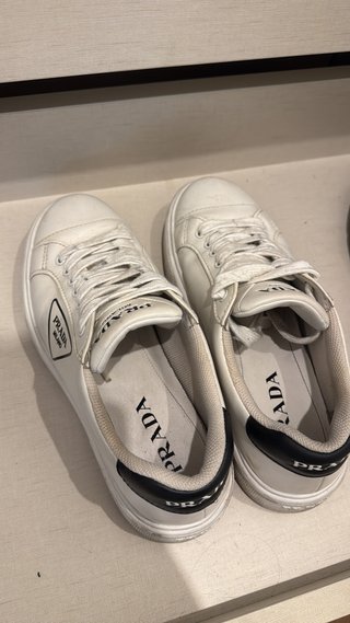 Zapatillas Prada Talla 41.5