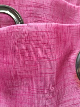 Cortinas Rosas con Ojales