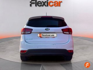 Kia Carens 1.6 GDi 99kW (135CV) Concept