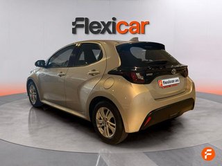 Toyota Yaris 1.5 120H Business Plus