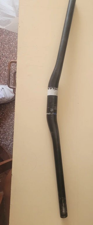 Manillar Giant MTB 680mm.