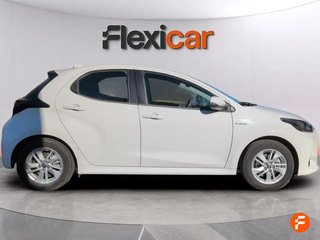 Toyota Yaris 1.5 120H Business Plus