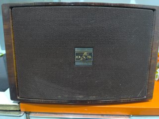 Altavoces DAS Marrones