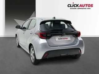 Toyota Yaris 1.5 e-CVT 116CV 120H Active Plus