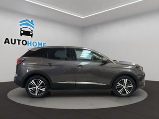 Peugeot 3008 Hybrid 225 e-EAT8 Allure