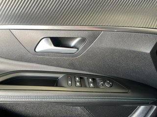 Peugeot 3008 Hybrid 225 e-EAT8 Allure
