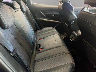 Peugeot 3008 Hybrid 225 e-EAT8 Allure