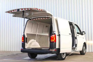 Volkswagen Transporter L1H1 2.0 TDI Business Line