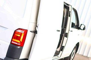 Volkswagen Transporter L1H1 2.0 TDI Business Line
