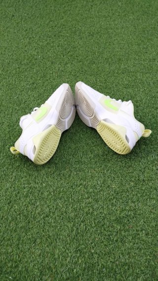 Nike Bella 6 Woman