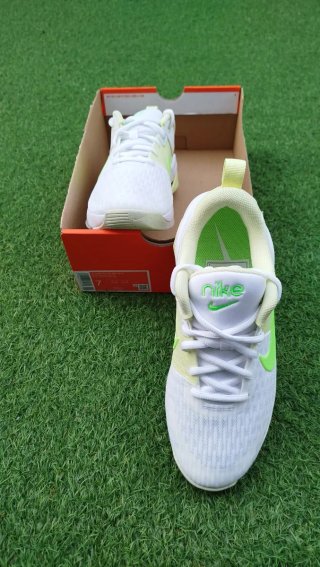 Nike Bella 6 Woman