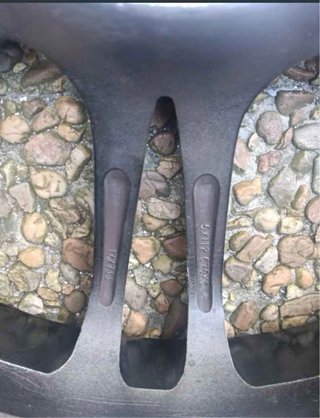 Vendo llanta de 4 agujeros doble medida