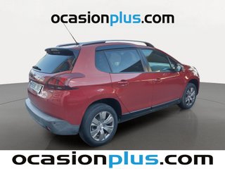 Peugeot 2008 PureTech 82 Style 60 kW (82 CV)