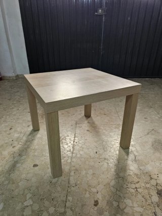 Mesa auxiliar madera Ikea