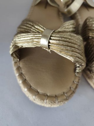 Sandalias de chica/ niña N°39 de Les Arlésiennes.