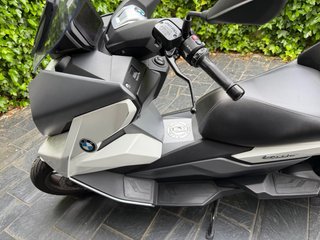 BMW C400GT
