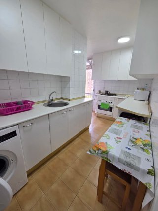 habitación,con baño,en Pablo Neruda y ESTUDIO