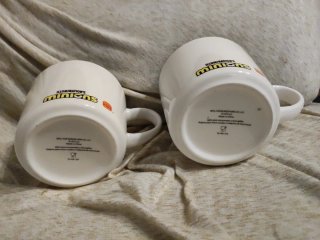 Tazas Minions Never Give Up